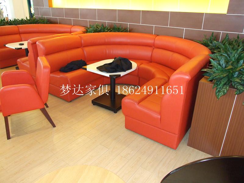 供应用于布艺的郑州咖啡厅沙发休闲西餐厅双人卡座简约甜品馆奶茶店洽谈桌椅组合