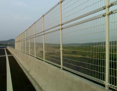 供应桥梁护栏网安全防护网