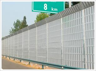 新疆高速路边的隔音声屏障是哪里生产的？乌鲁木齐声屏障供应商