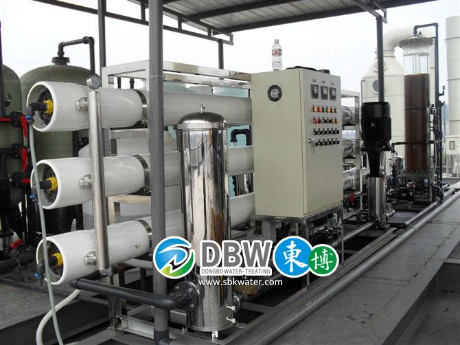 供应小型去离子水设备，东博水处理设备专业生产去离子水设备