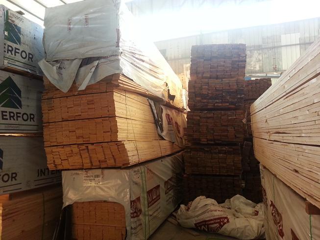 供应进口建筑木板材价格