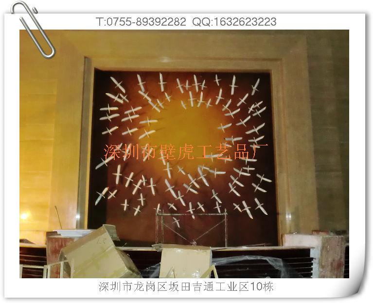 供应深圳紫铜狮子浮雕大型玻璃钢浮雕加工定制壁虎工厂专业制作