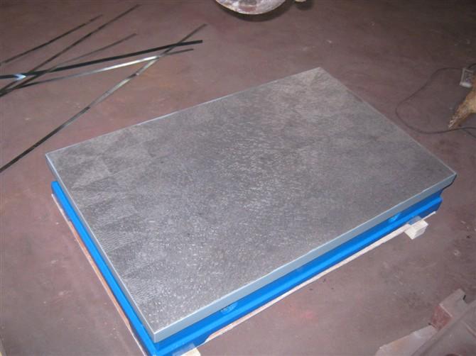供应铸铁刻线平台装配平板来自泊头长河铸业