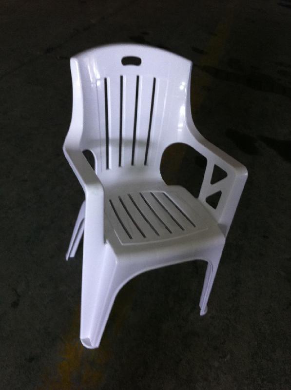 供应新型塑料椅