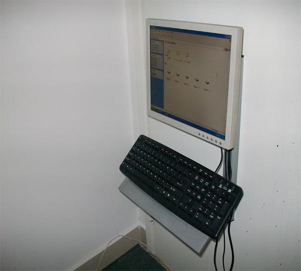 供应数控设备操作专用显示器带键盘支架