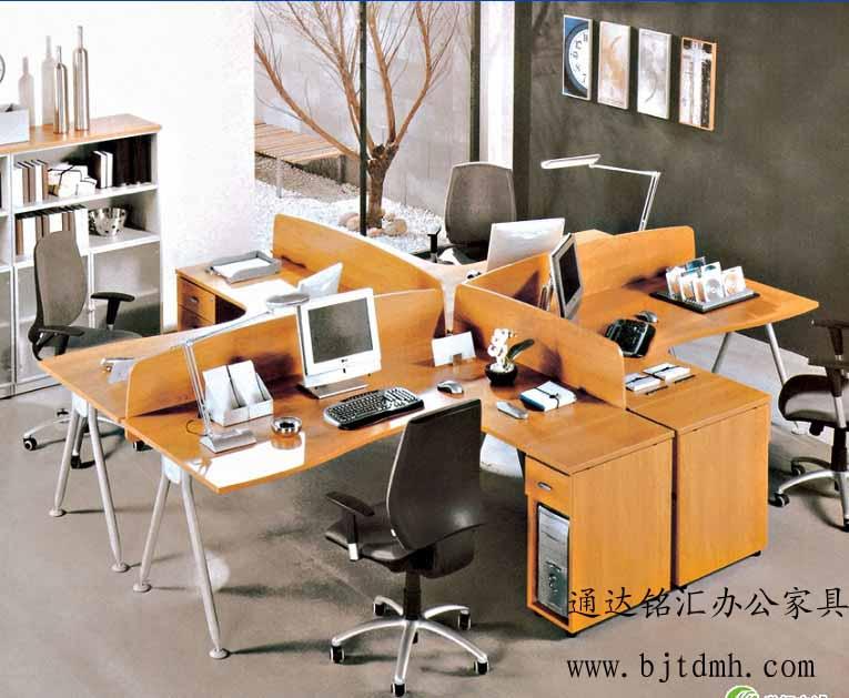 北京隔断办公桌定做 屏风工位订做 会议桌椅定做 异形