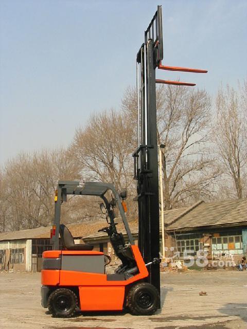 上海二手叉车出售-2吨3吨5吨7吨叉车出售转让免费送货