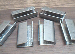 供应塑钢带专用打包扣，PET带专用打包扣，不锈钢打包扣生产厂家图片