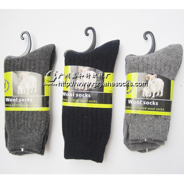 供应加厚羊毛袜-净色+中筒-广州袜子加工厂