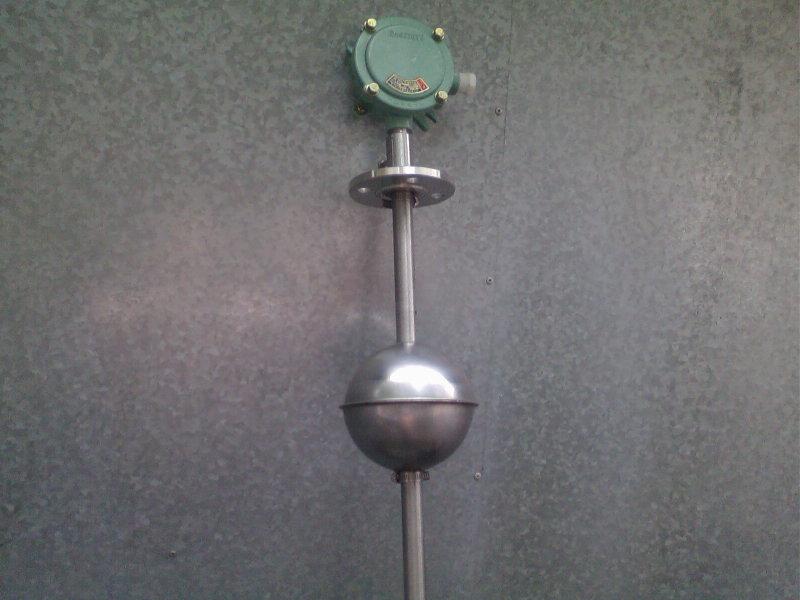 供应卫生级水位控制器 304不锈钢液位控制器 水箱水泵液位控制开关