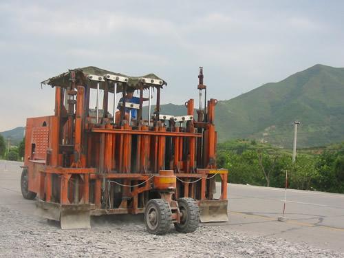 供应贵州省最先进水泥路面碎石化技术