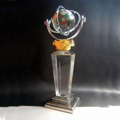 上海水晶奖杯、高档水晶奖杯、最新款式水晶奖杯、公司员工表彰奖杯