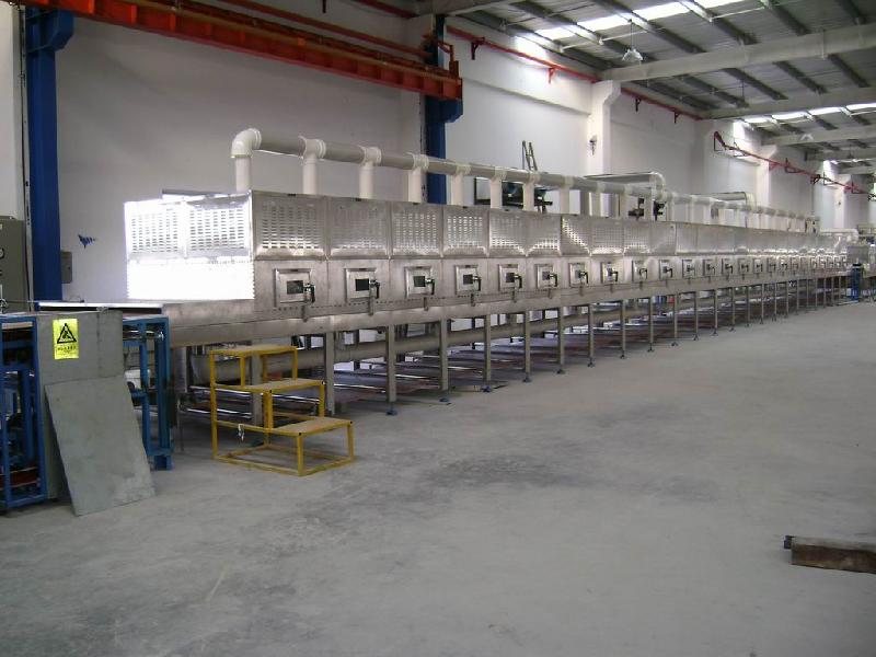供应大型陶瓷固化微波干燥机