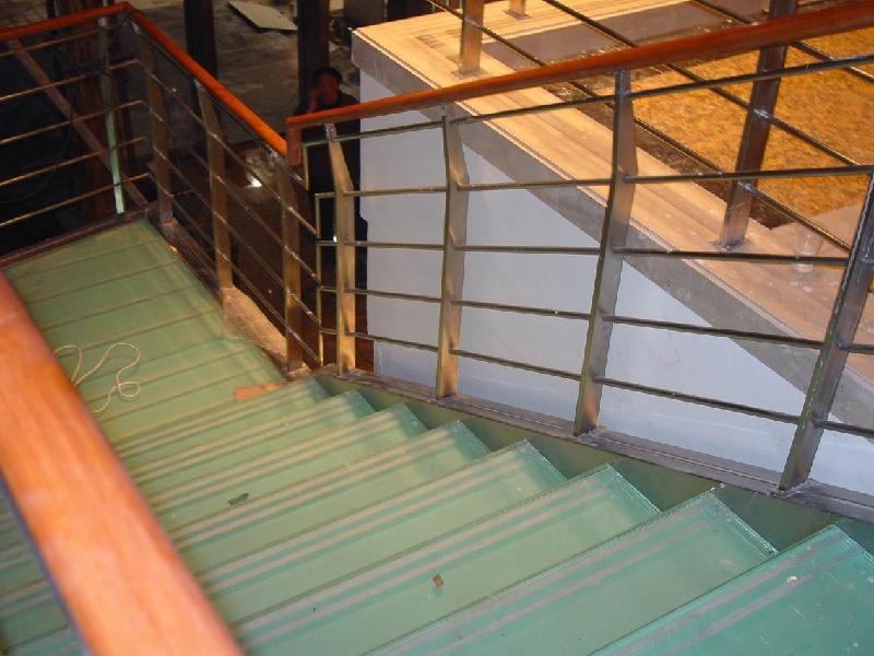 供应不锈钢楼梯/不锈钢楼梯加工/上海不锈钢楼梯/不锈钢楼梯报价