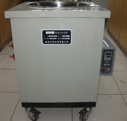 供应高温循环油浴锅，微型高压反应釜，水浴锅，真空泵图片