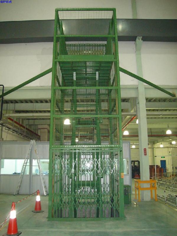 供应用于车间运送货物的固定式液压升降机导轨液压升降平台