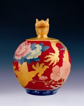 广西龙年瓷器花瓶，金龙献瑞龙头瓶广西龙年瓷器花瓶订购，图片