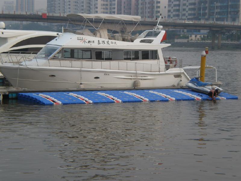 供应塑料浮筒价格，塑料浮桥，塑料浮动码头