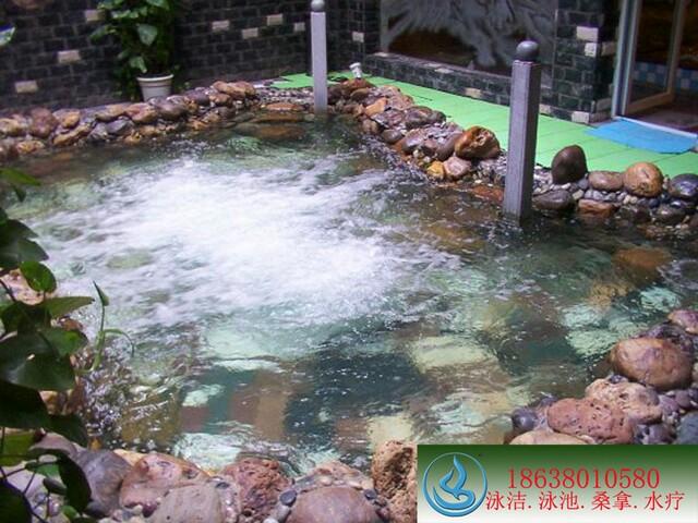 供应郑州游泳池设备公司泳洁水处理设备制造有限公司专业从事，厂家供应，游泳池图片