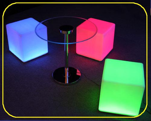 供应LED发光正方体发光家具    LED发光正方体发光家具制造商