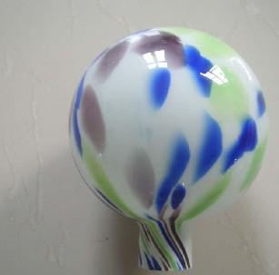 供应玻璃花纹球、玻璃工艺品、玻璃珠、水晶球、花点球 、玻璃球