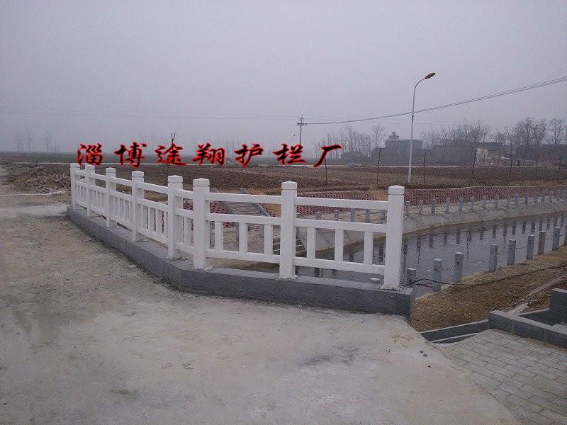 淄博市铸造石栏杆景观河道护栏厂家供应 铸造石栏杆景观河道护栏