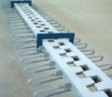 供应U形锌铁皮式桥梁伸缩缝、U形锌铁皮式桥梁伸缩装置