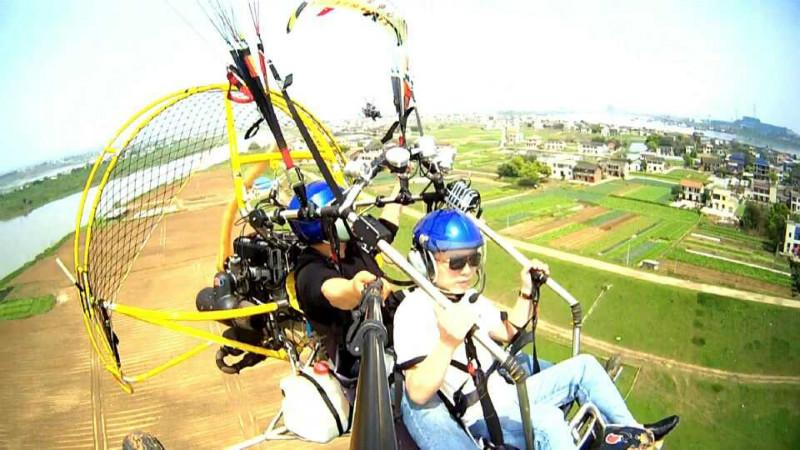 供应滑翔动力飞行体验，动力伞广告，动力伞培训，滑翔伞体验