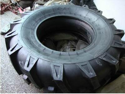 供应收割机轮胎15-24供应拖拉机轮胎15-24