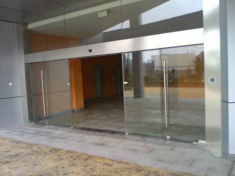 供应钢化玻璃门-南京自动玻璃门-感应玻璃门-有框门-无框门