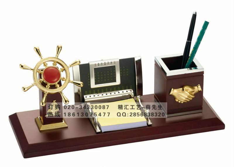 供应广州银行成立仪式纪念品，酒店开业庆典礼品，广州木质台历，水晶摆件