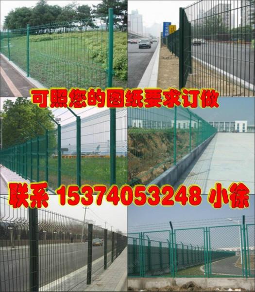 珠海体育场围栏生产商/清远小区球场护栏厂家批发