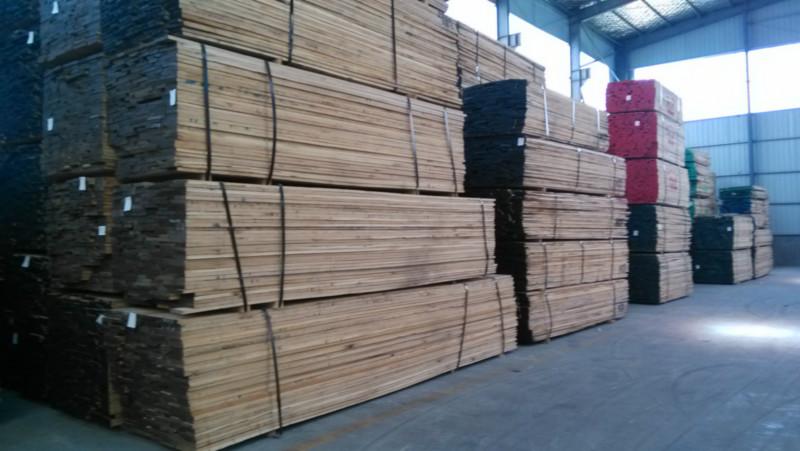 供应菏泽哪有卖白橡木，菏泽白橡木厂家电话，菏泽卖白橡木板材供应商