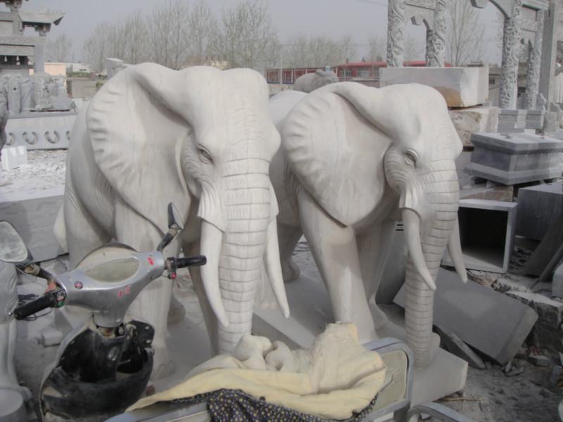 供应大象的摆放有什么讲究 石雕大象摆放方法 石刻大象摆放位置 大象摆放图片