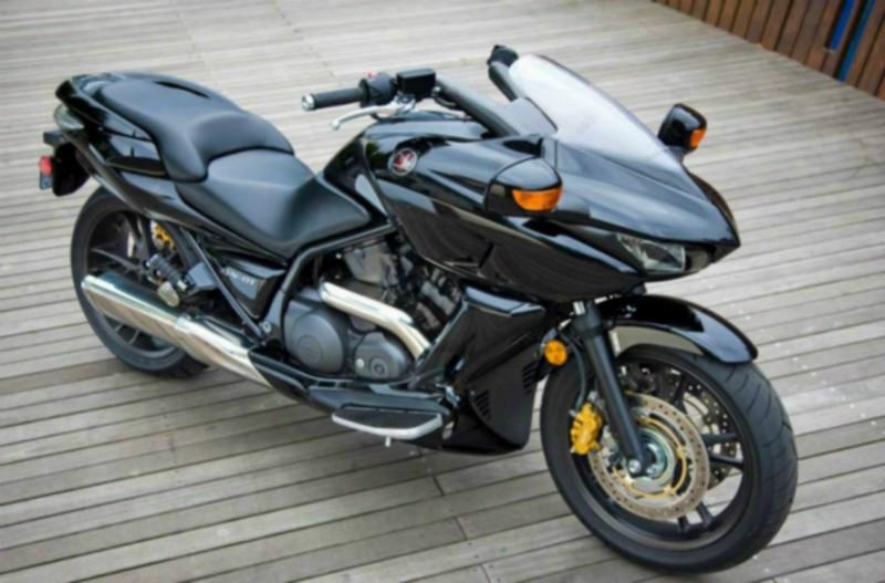湖南本田DN-01摩托车厂家直销批发零售