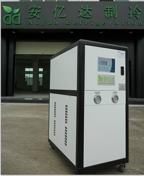 供应北京冷却循环水机进口配件电压380V功率2，25KW图片