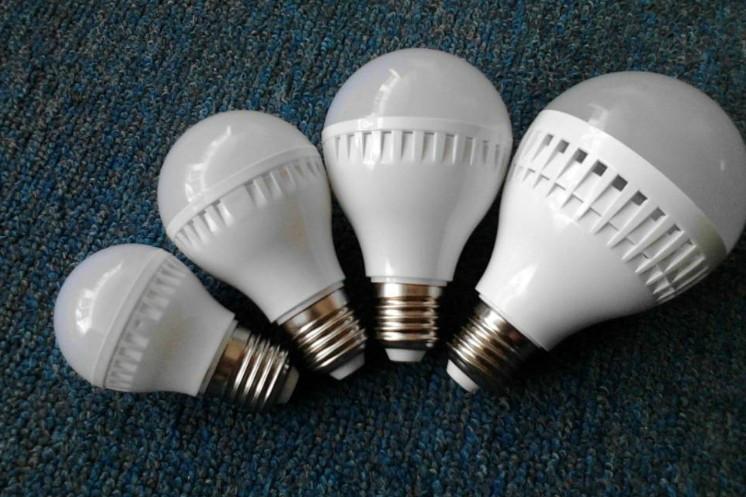 供应LED低压球泡灯  DC12V节能球泡灯 E27低压球泡灯