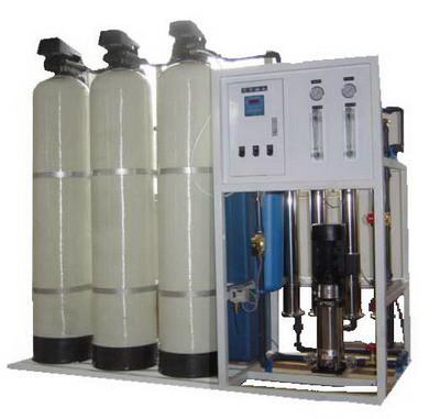 浙江宁波水处理设备供应海水淡化处理设备海水淡化机图片
