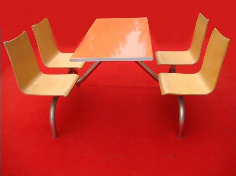 南昌玻璃钢餐桌椅，南昌玻璃钢餐桌椅生产厂家，南昌食堂玻璃钢餐桌椅
