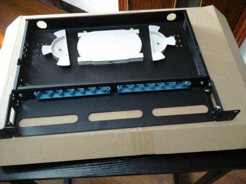 供应广州直销光缆终端盒 抽拉式机架式光缆终端盒 壁挂式终端盒 普通终端盒