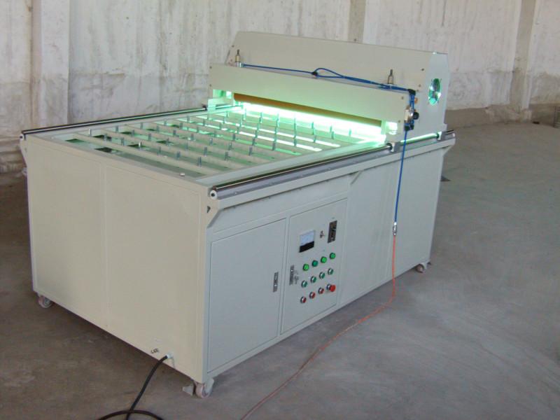 供应全自动水晶光固机使用过程