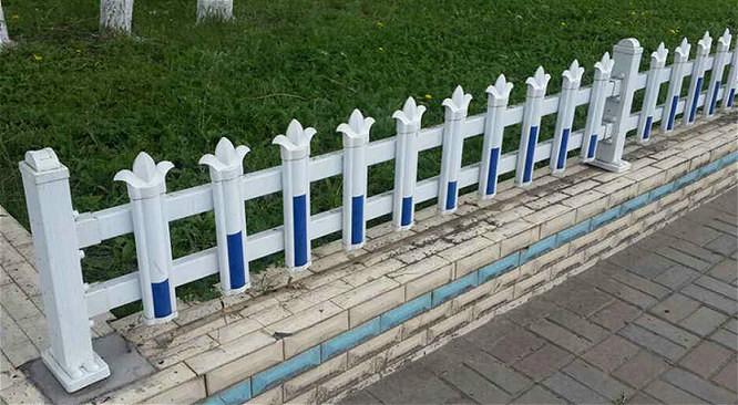 供应PVC塑料栅栏 花草栏杆围栏 pvc塑钢园艺绿化篱笆