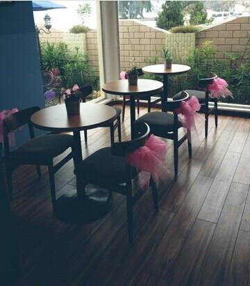供应安徽咖啡厅实木桌椅 定制实木桌椅 实木桌椅定做