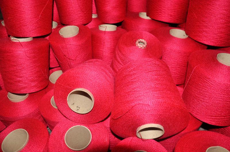 嘉兴市羊毛纱羊毛混纺羊毛纱生产厂家羊毛厂家供应羊毛纱羊毛混纺羊毛纱生产厂家羊毛