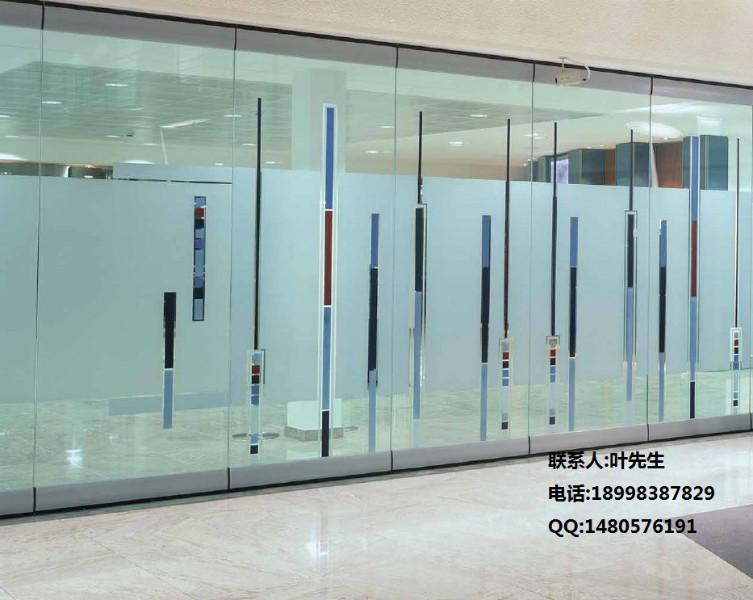 供应山东青岛玻璃间隔门玻璃隔断门价格，山东青岛玻璃折叠门厂价直销