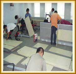 供应上海办公家具安装与拆装和维修一体搬运家具组装屏风图片