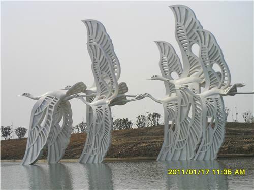 供应用于不锈钢雕塑的青海城市景观地标造型不锈钢雕塑