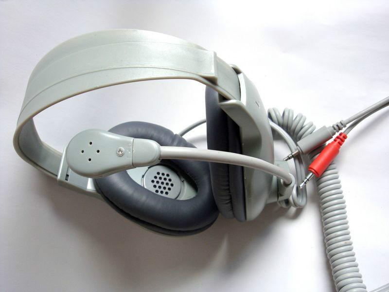 厂家供应 语音室教学头戴式耳机  软管驻极体 电脑耳麦 头戴式语音室教学耳机