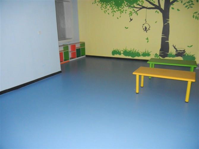 供应太原幼儿园塑胶地板