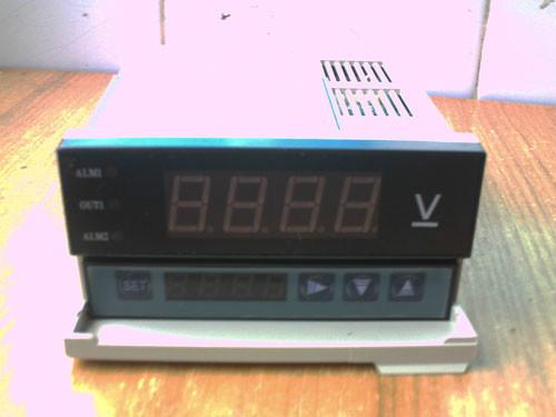 供应智能数显表XL4-DV1000数字直流电压表迪比隆报价